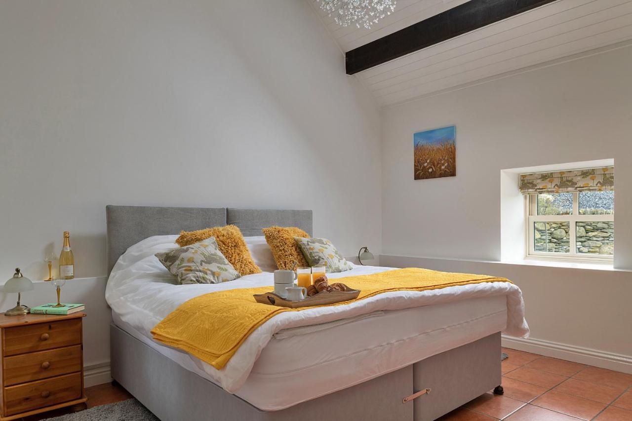 Finest Retreats - Moelis Granary - Luxury Cottage With Hot Tub Llandrillo Buitenkant foto