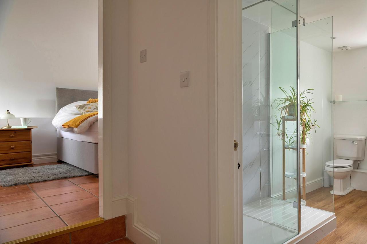 Finest Retreats - Moelis Granary - Luxury Cottage With Hot Tub Llandrillo Buitenkant foto