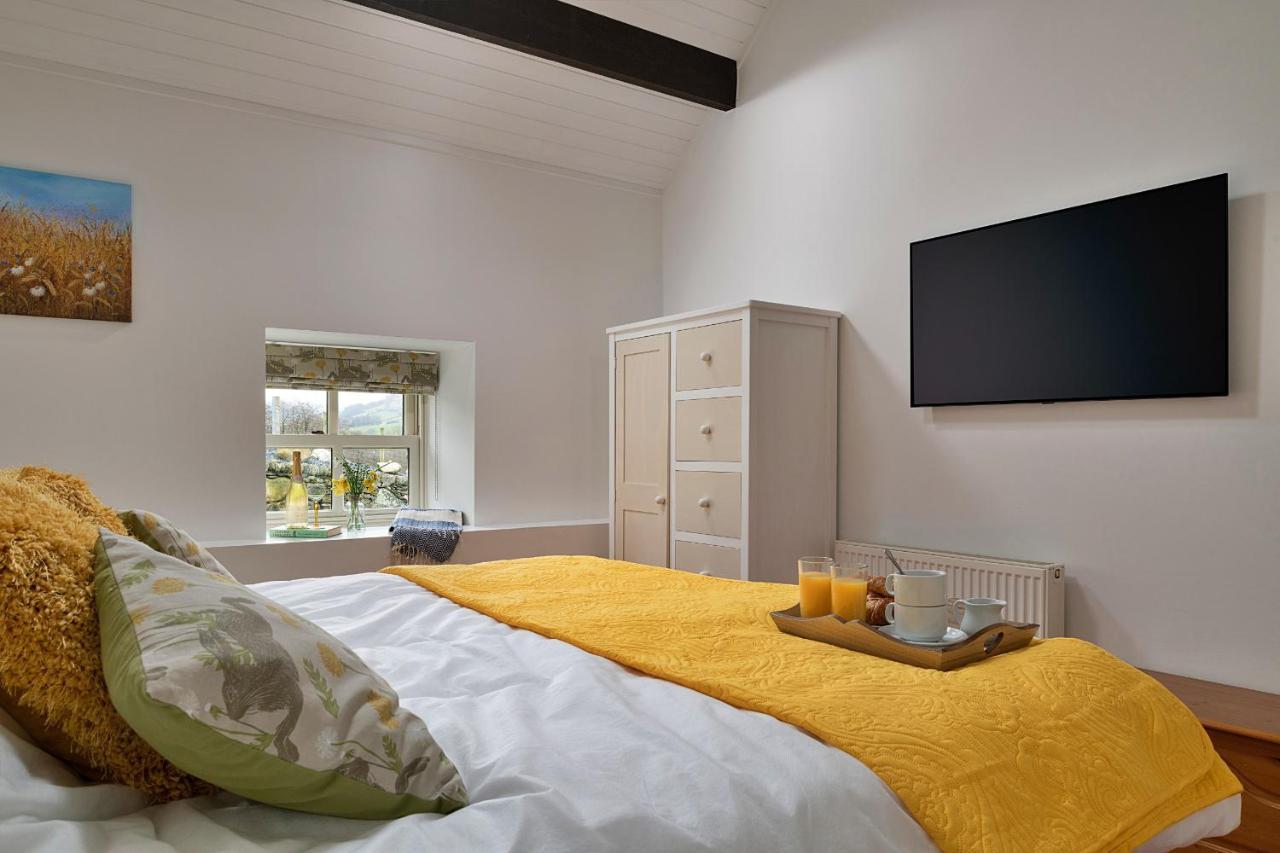 Finest Retreats - Moelis Granary - Luxury Cottage With Hot Tub Llandrillo Buitenkant foto
