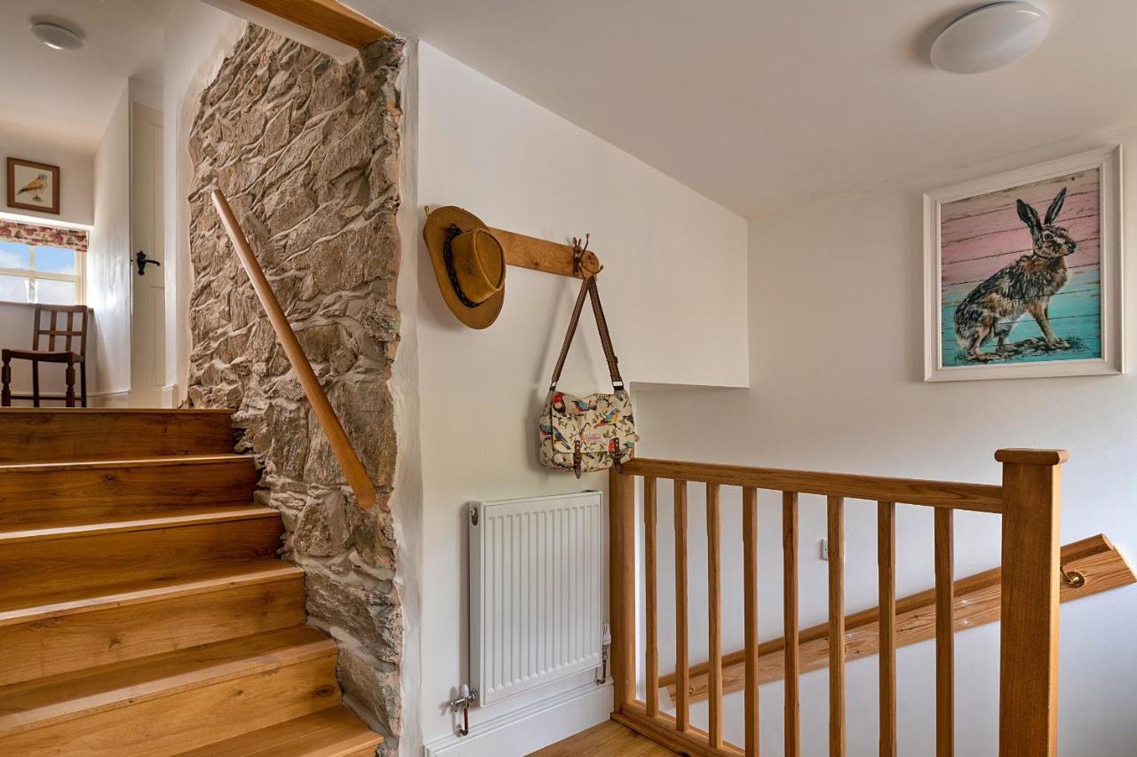 Finest Retreats - Moelis Granary - Luxury Cottage With Hot Tub Llandrillo Buitenkant foto